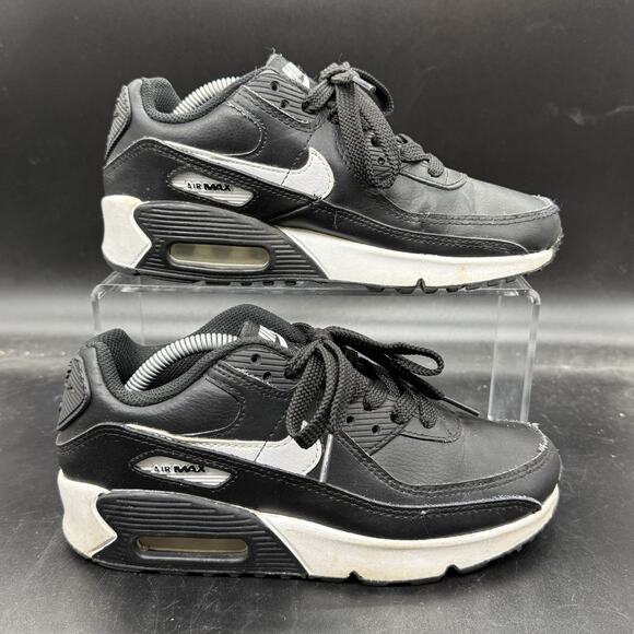 Nike Air Max 90 Trainers Sneakers Black CD6864-010 Youth Size 3.5Y Womens 5 - Picture 1 of 7
